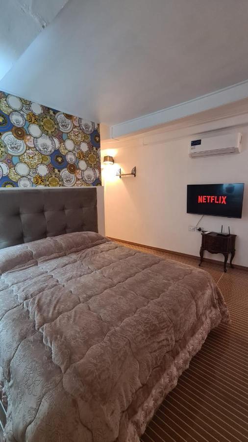 Apartmán Hybris Campo De' Fiori Řím Exteriér fotografie