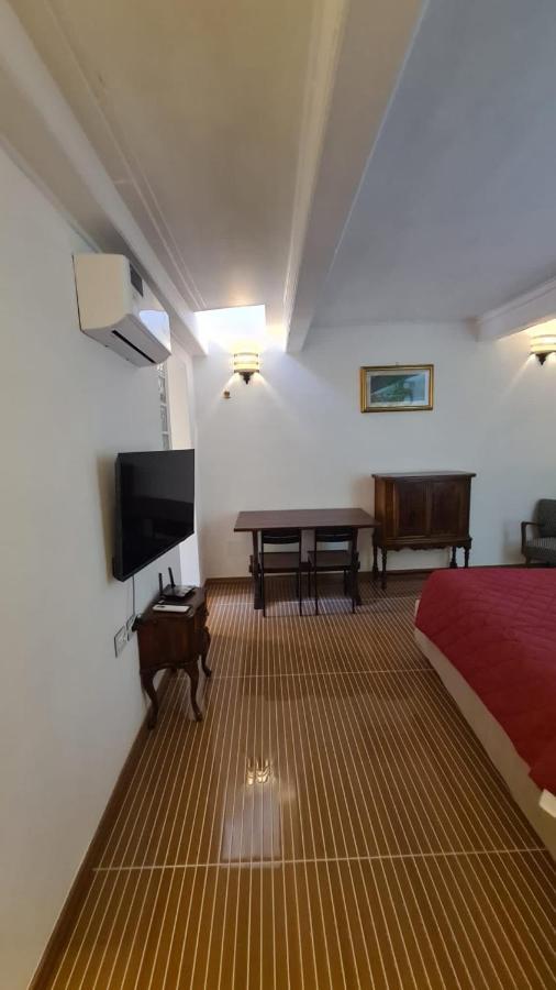 Apartmán Hybris Campo De' Fiori Řím Exteriér fotografie